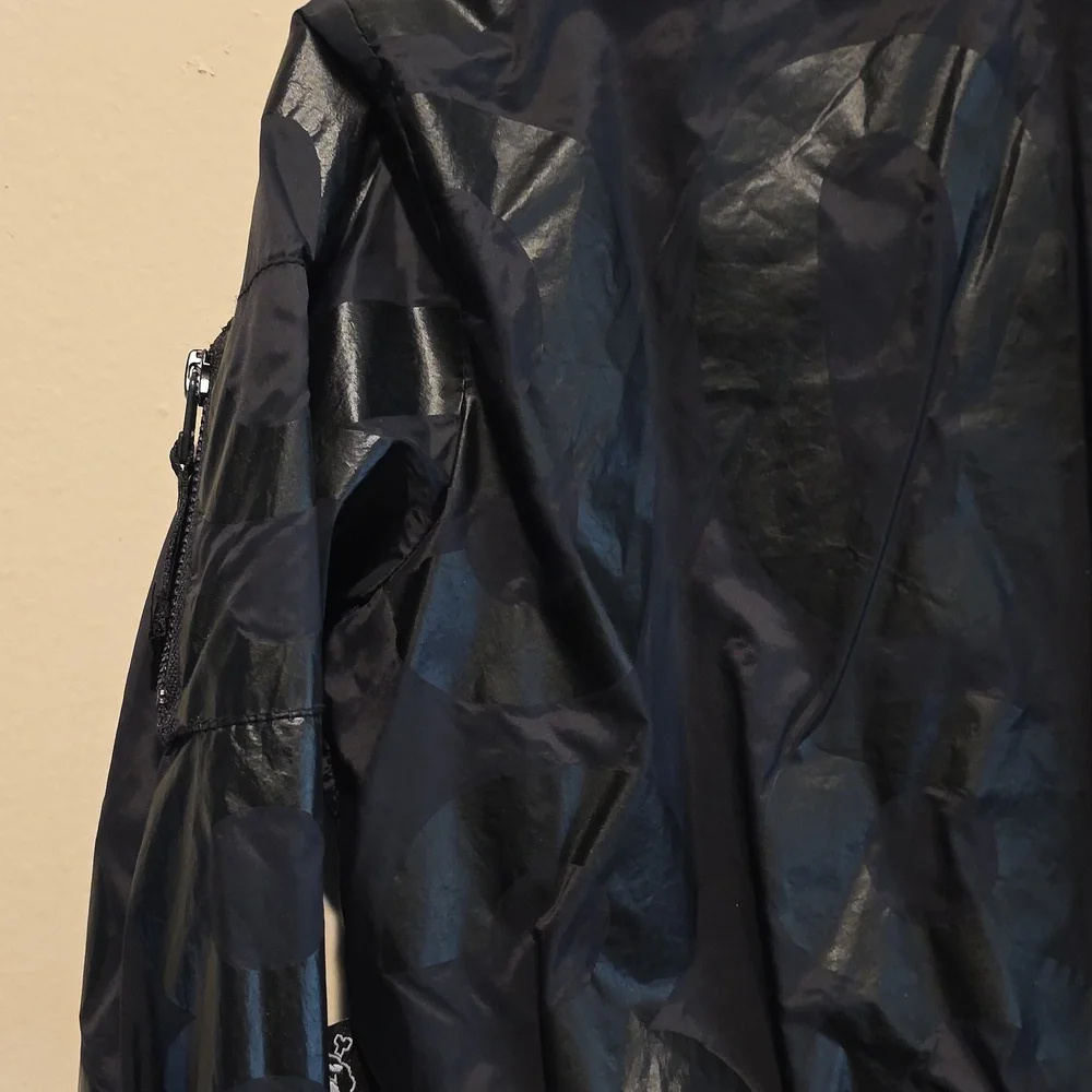Nununu Bomber Jacket toddler size 3 Size 4  Size 3 4 Track Jacket Black Nylon